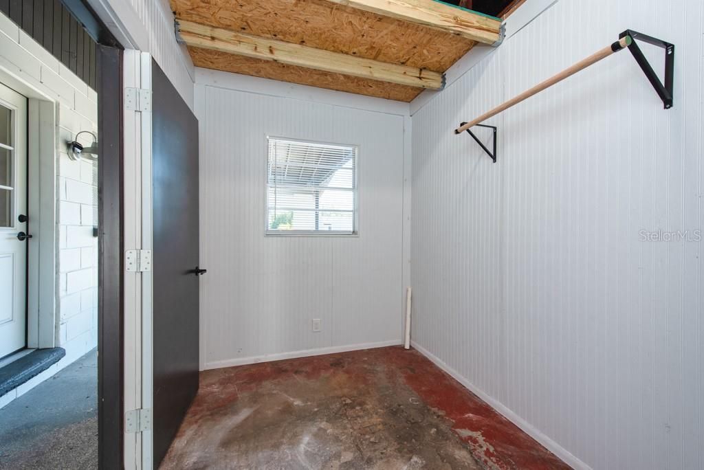 En Venta: $385,000 (4 camas, 2 baños, 1073 Pies cuadrados)