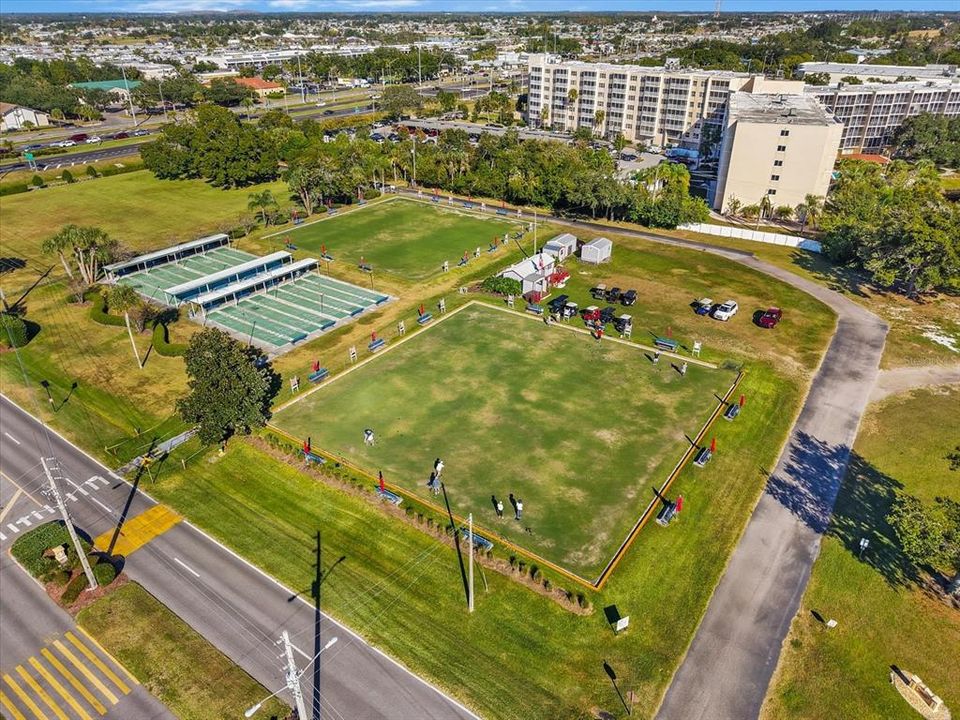 待售: $86,000 (1 贝兹, 1 浴室, 800 平方英尺)