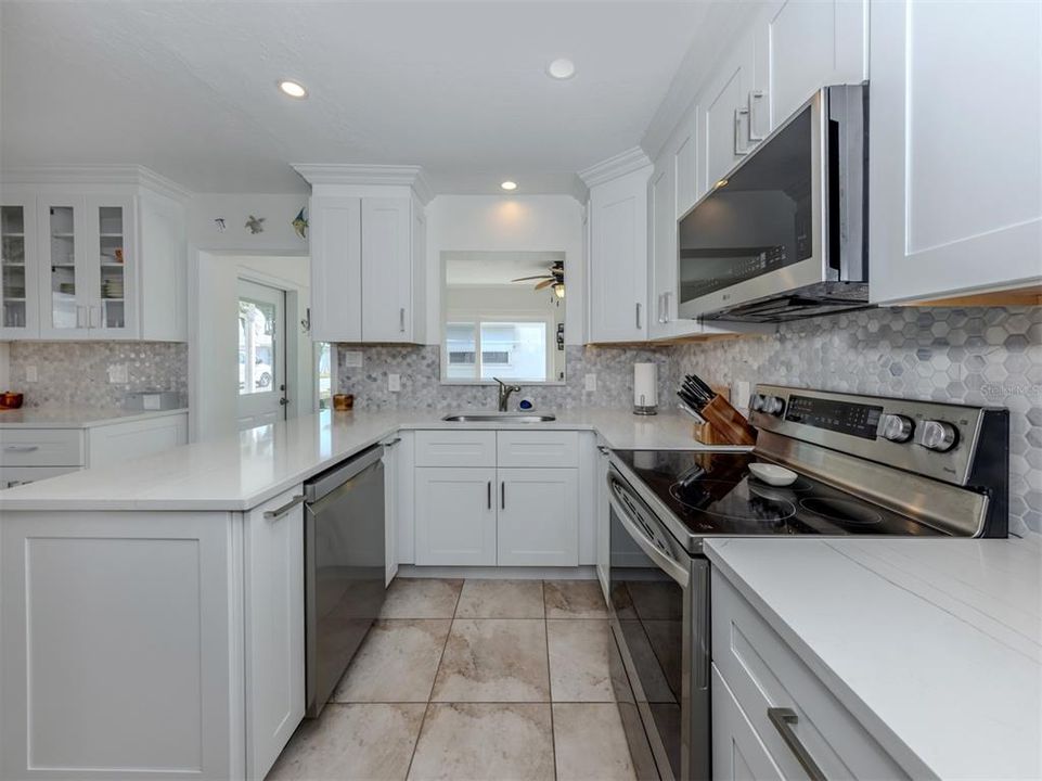 En Venta: $369,900 (2 camas, 2 baños, 1374 Pies cuadrados)