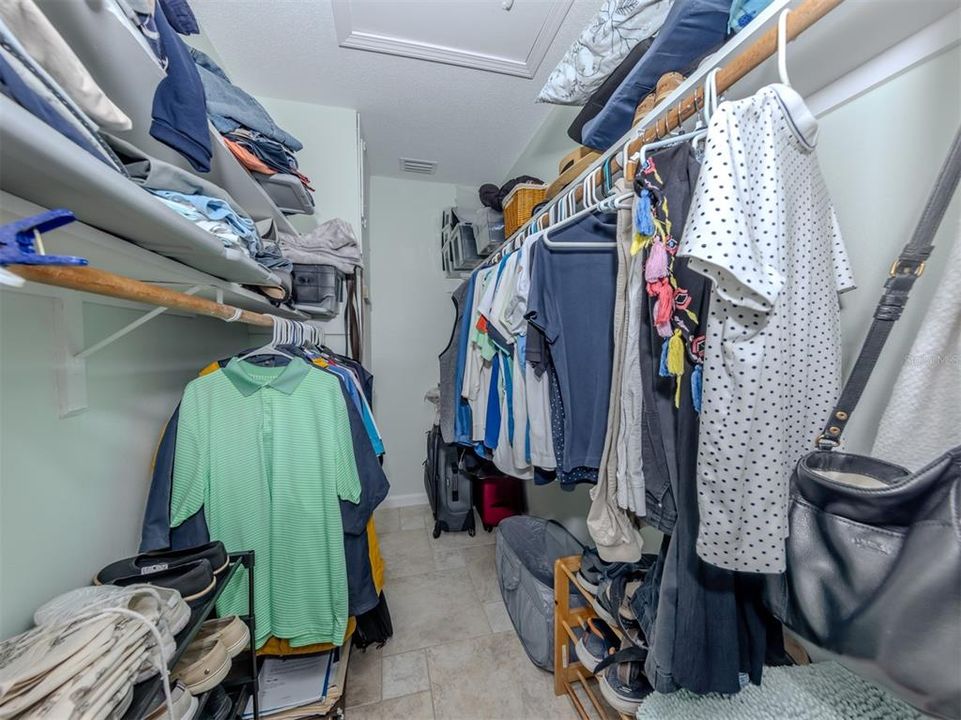 En Venta: $369,900 (2 camas, 2 baños, 1374 Pies cuadrados)