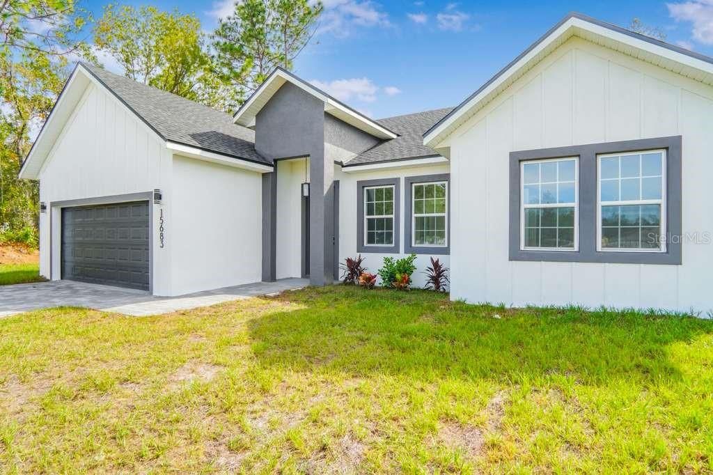 For Sale: $325,000 (4 beds, 3 baths, 1896 Square Feet)