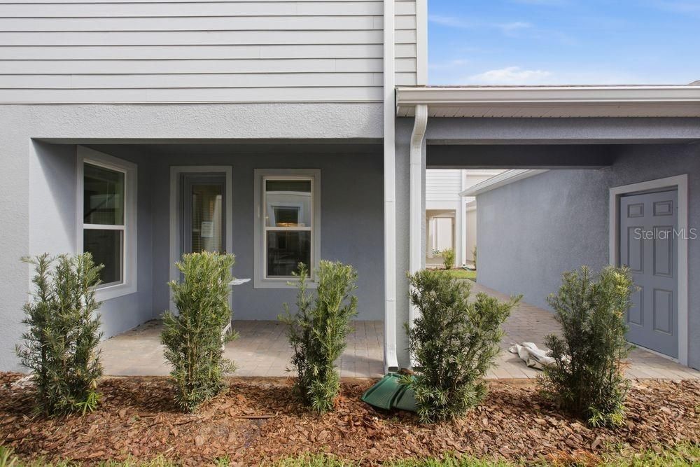 Active With Contract: $399,000 (3 beds, 2 baths, 1998 Square Feet)