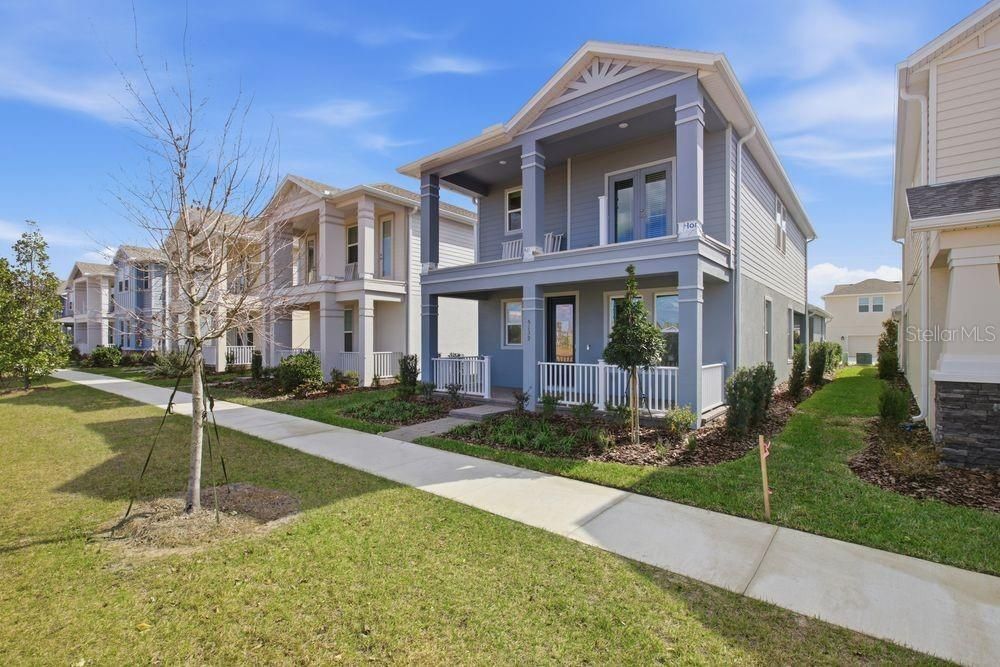 Active With Contract: $399,000 (3 beds, 2 baths, 1998 Square Feet)