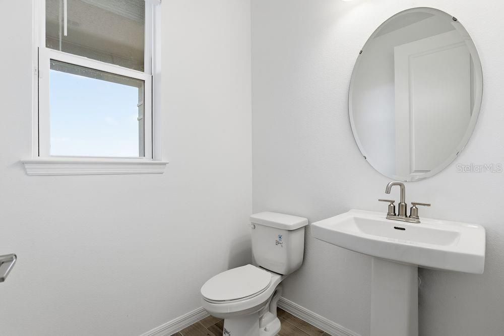 Active With Contract: $399,000 (3 beds, 2 baths, 1998 Square Feet)