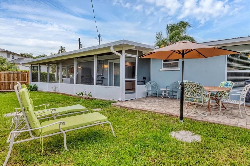 For Rent: $4,500 (3 beds, 2 baths, 1144 Square Feet)