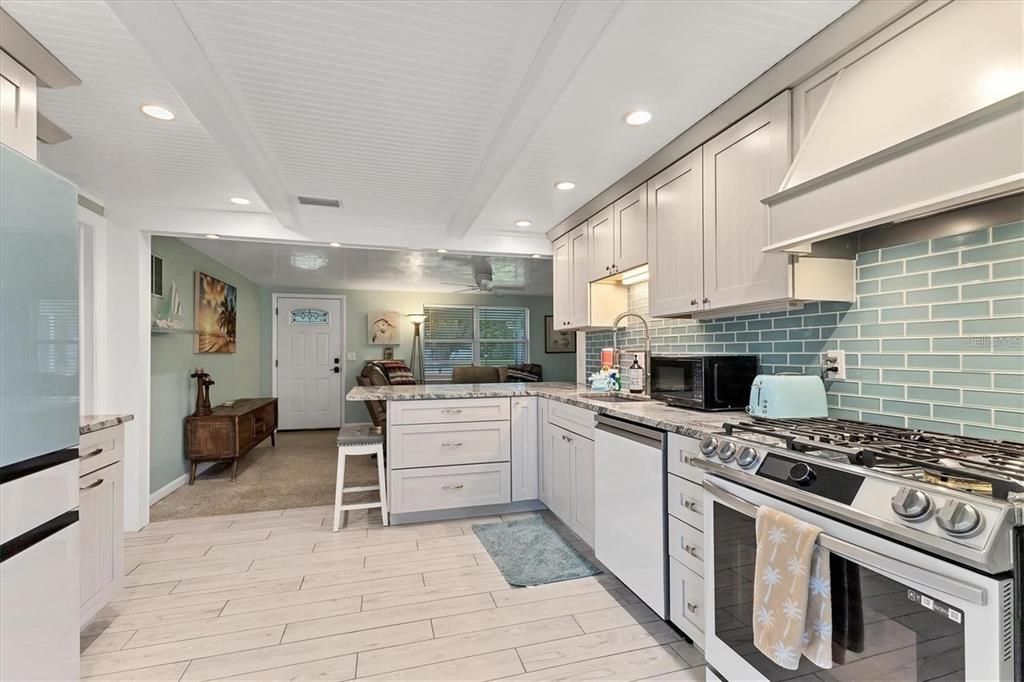 For Rent: $4,500 (3 beds, 2 baths, 1144 Square Feet)