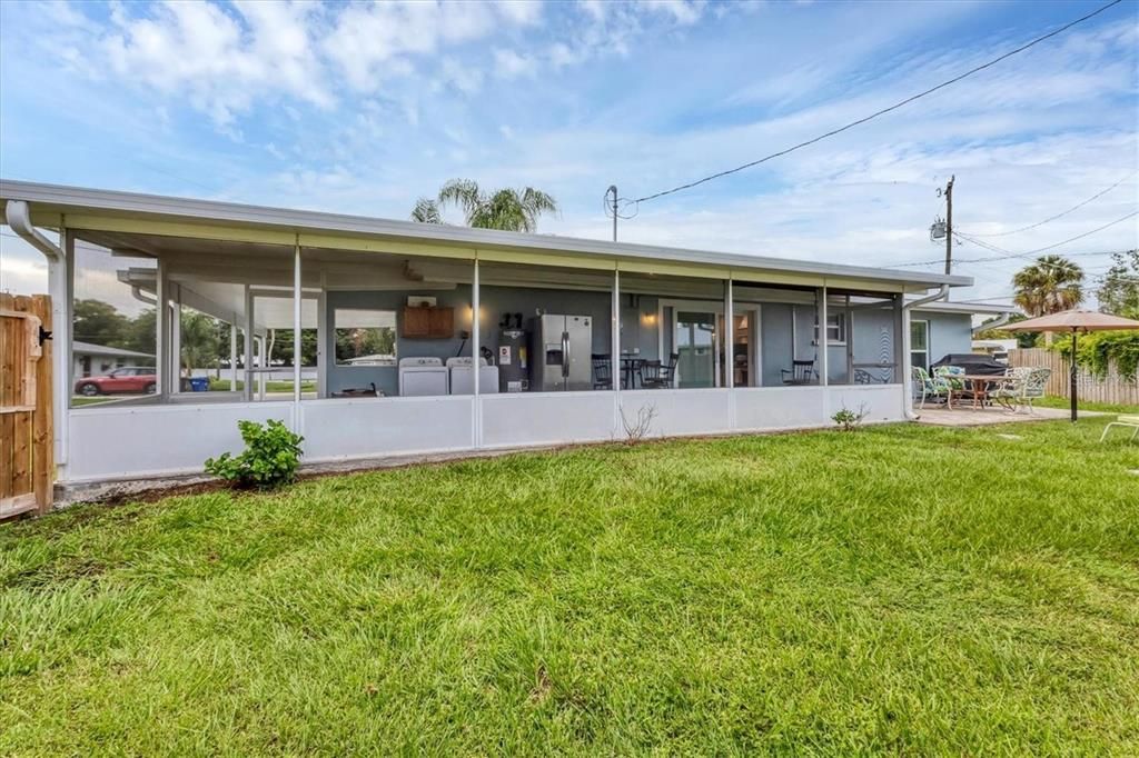 For Rent: $4,500 (3 beds, 2 baths, 1144 Square Feet)