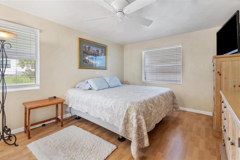 For Rent: $4,500 (3 beds, 2 baths, 1144 Square Feet)