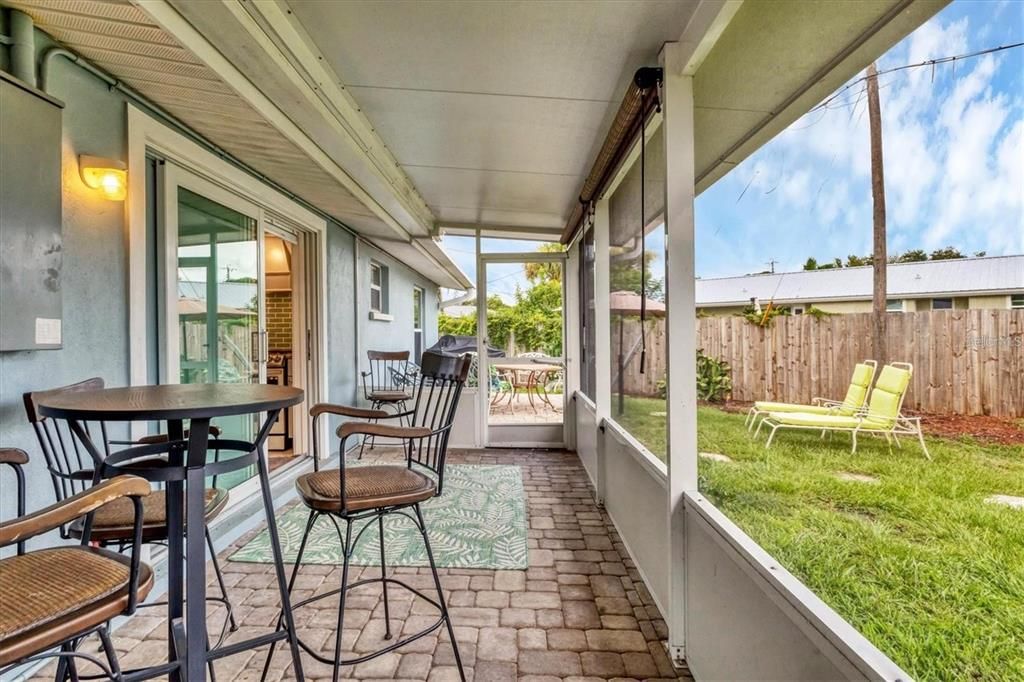 For Rent: $4,500 (3 beds, 2 baths, 1144 Square Feet)