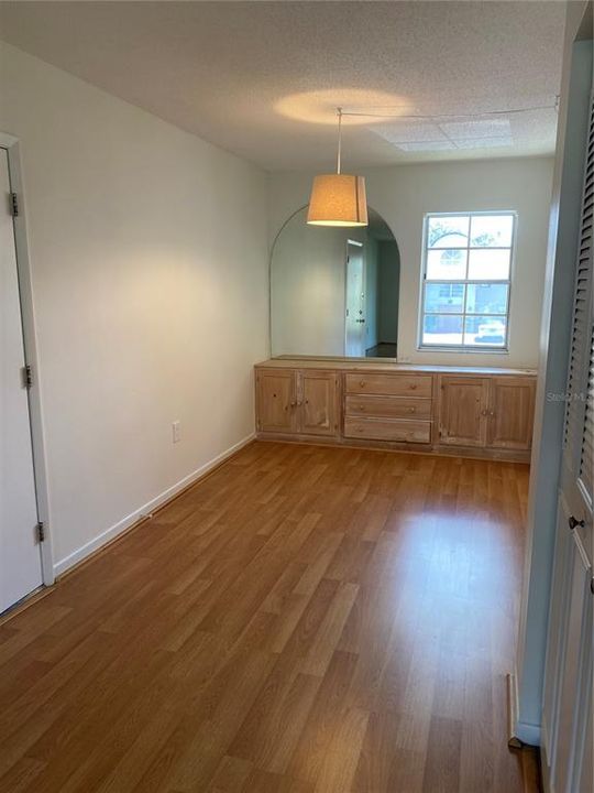 En Renta: $1,750 (2 camas, 1 baños, 925 Pies cuadrados)