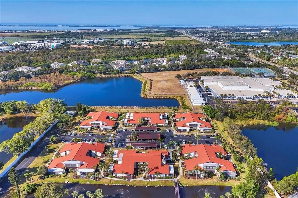 En Venta: $185,000 (2 camas, 2 baños, 1280 Pies cuadrados)