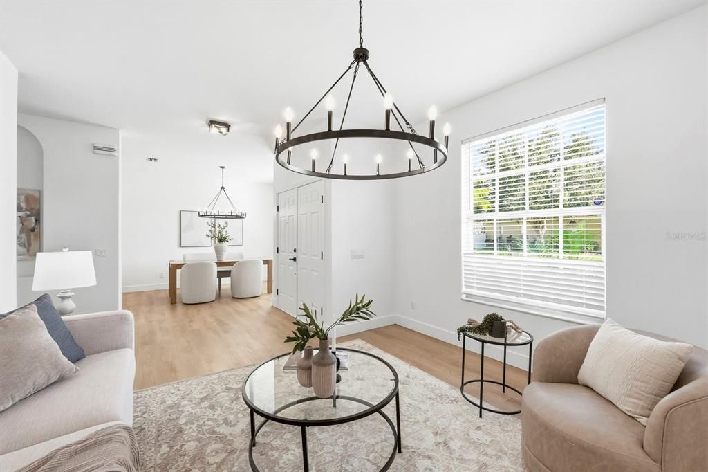 待售: $679,999 (5 贝兹, 3 浴室, 2465 平方英尺)