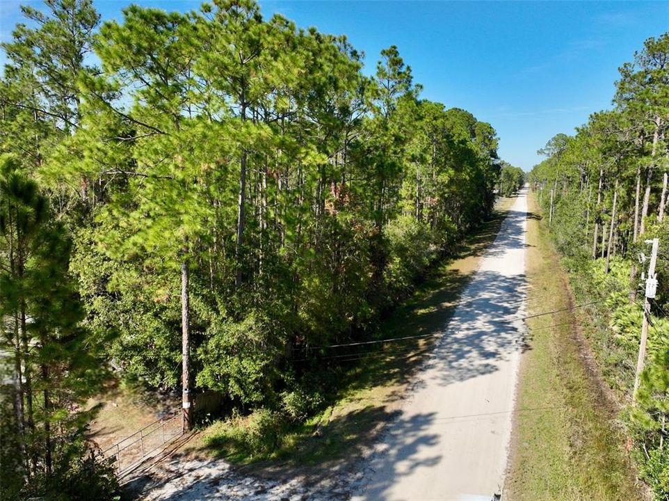 待售: $55,000 (2.28 acres)