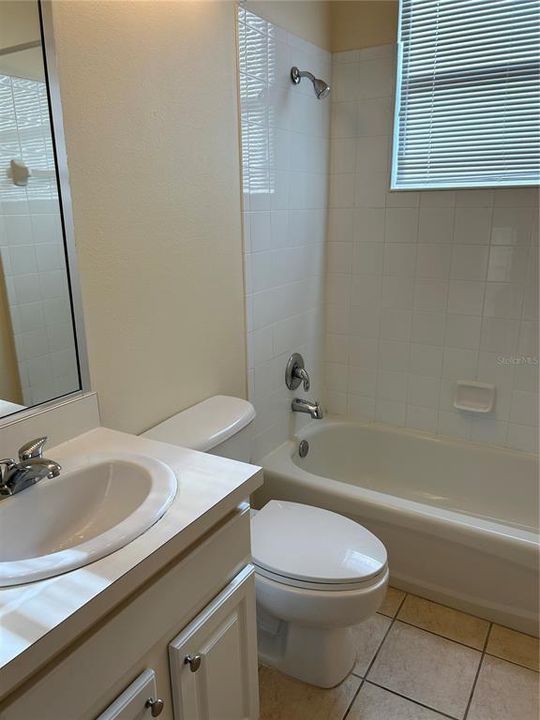 出租: $2,250 (4 贝兹, 3 浴室, 1873 平方英尺)