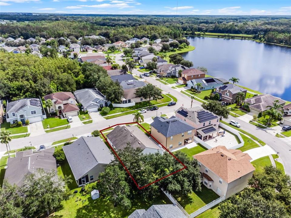 В аренду: $2,500 (4 спален, 2 ванн, 1948 Квадратных фут)