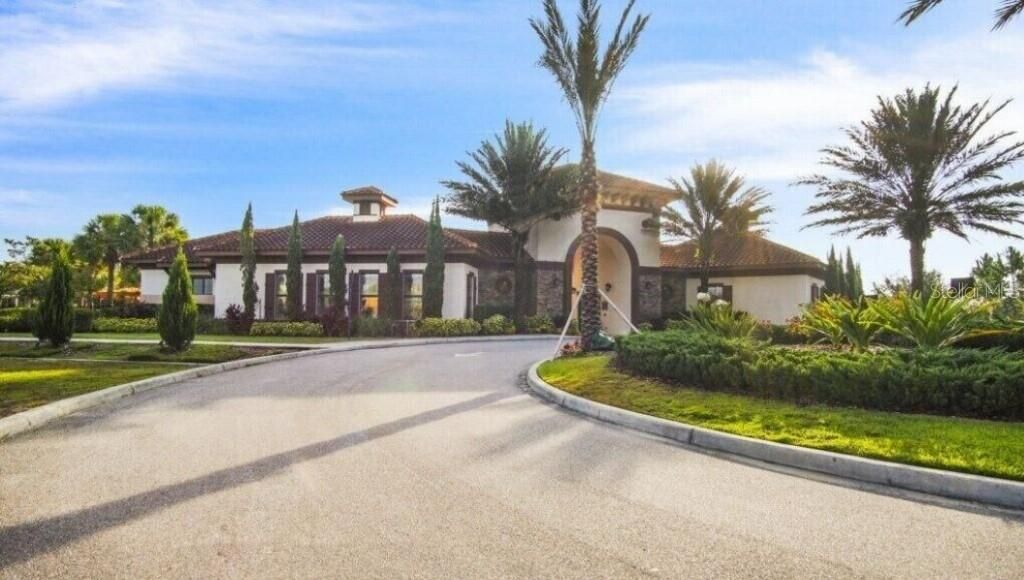 En Venta: $532,500 (5 camas, 4 baños, 2815 Pies cuadrados)