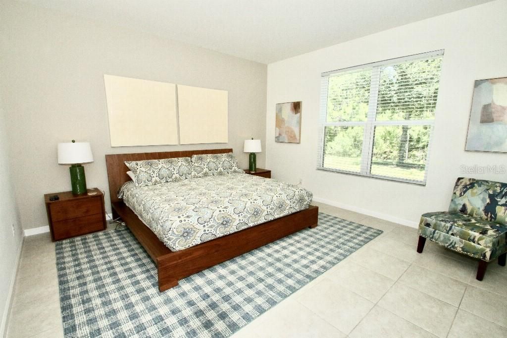 En Venta: $532,500 (5 camas, 4 baños, 2815 Pies cuadrados)