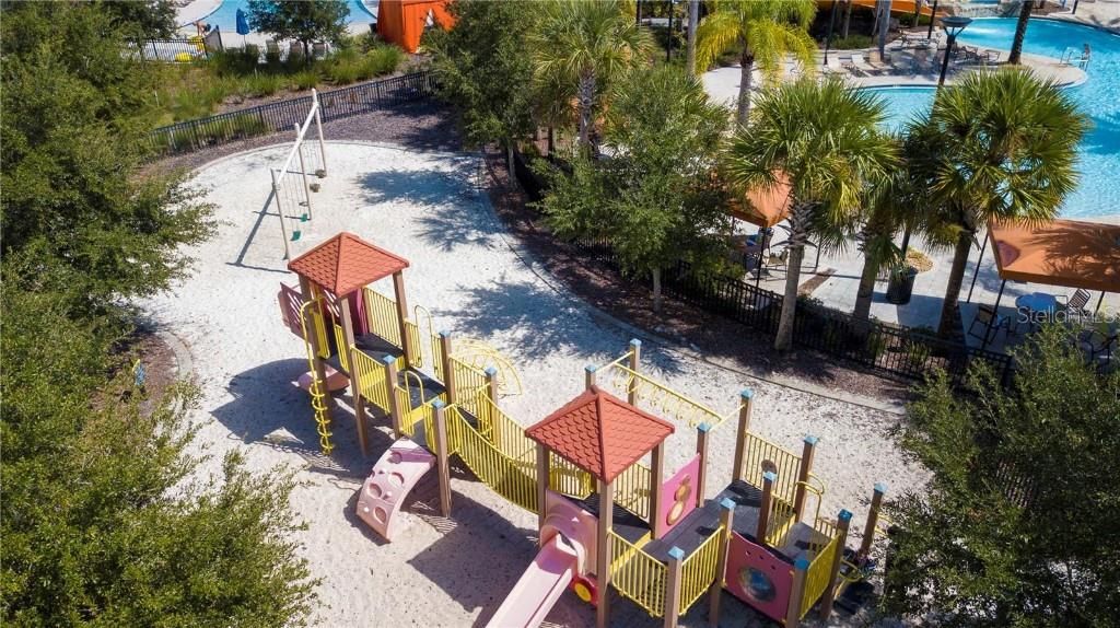 En Venta: $532,500 (5 camas, 4 baños, 2815 Pies cuadrados)