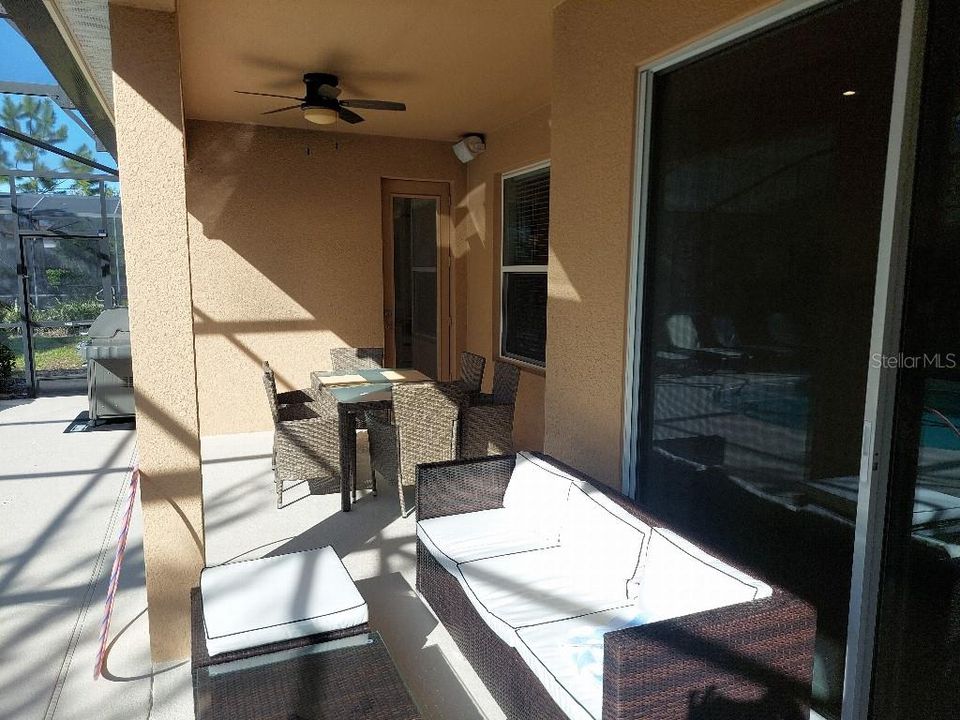 En Venta: $532,500 (5 camas, 4 baños, 2815 Pies cuadrados)