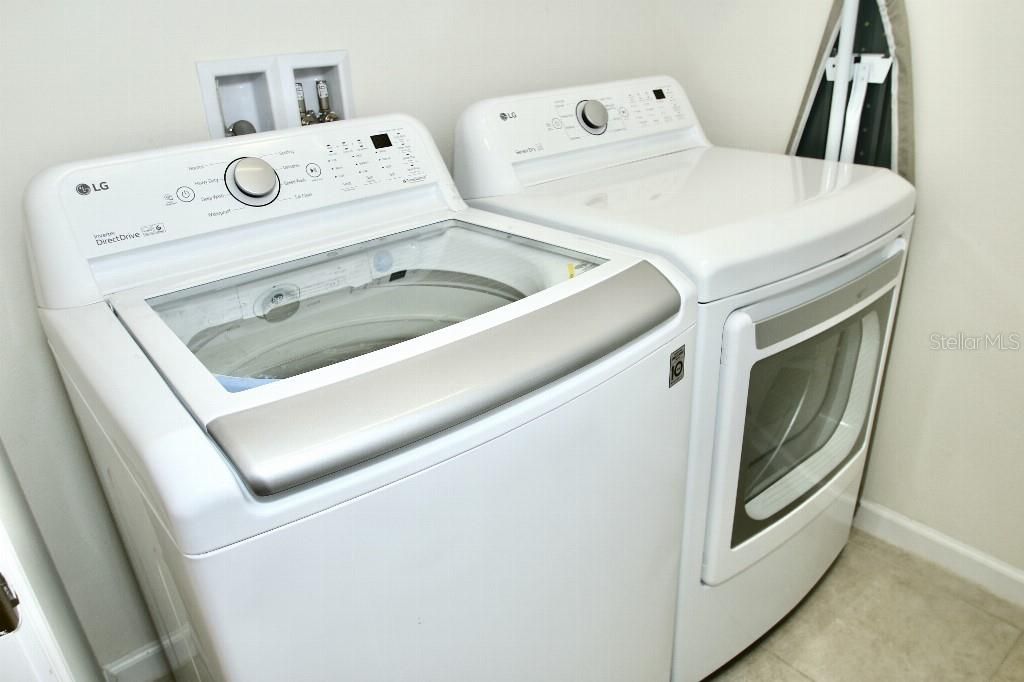 En Venta: $532,500 (5 camas, 4 baños, 2815 Pies cuadrados)