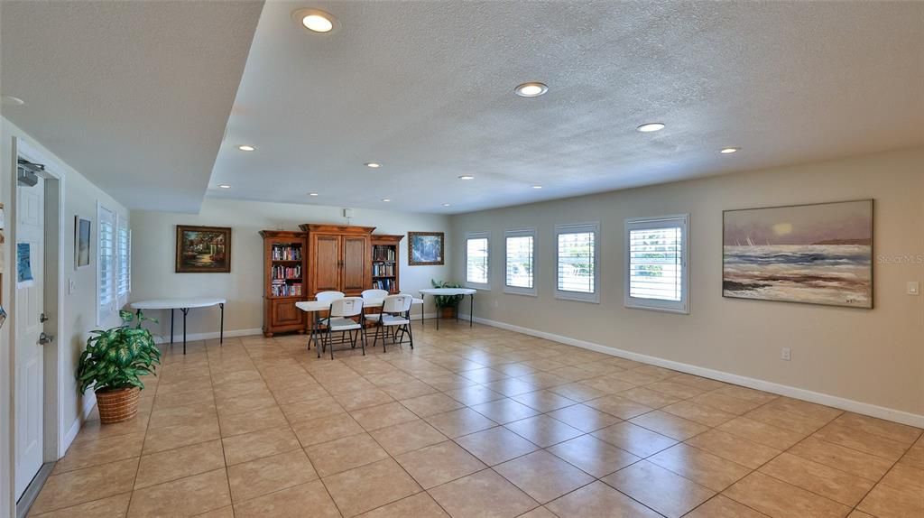 En Venta: $139,900 (1 camas, 1 baños, 715 Pies cuadrados)