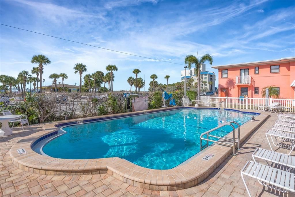 For Sale: $220,000 (0 beds, 1 baths, 310 Square Feet)