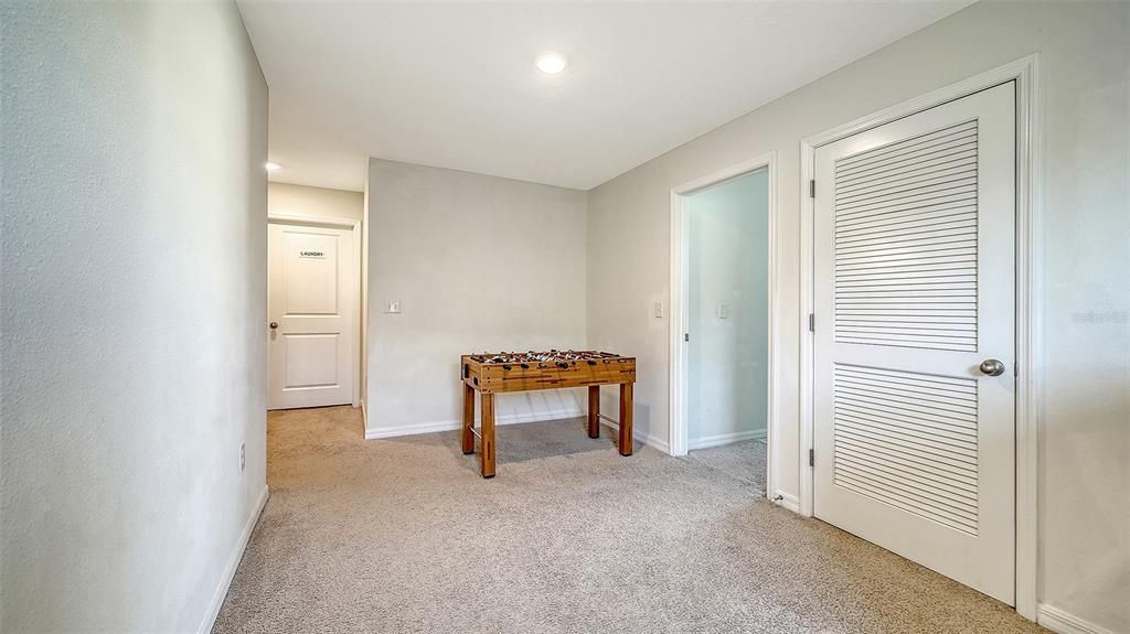 For Sale: $459,000 (5 beds, 3 baths, 2439 Square Feet)