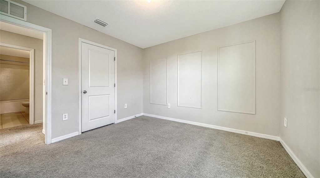 For Sale: $459,000 (5 beds, 3 baths, 2439 Square Feet)