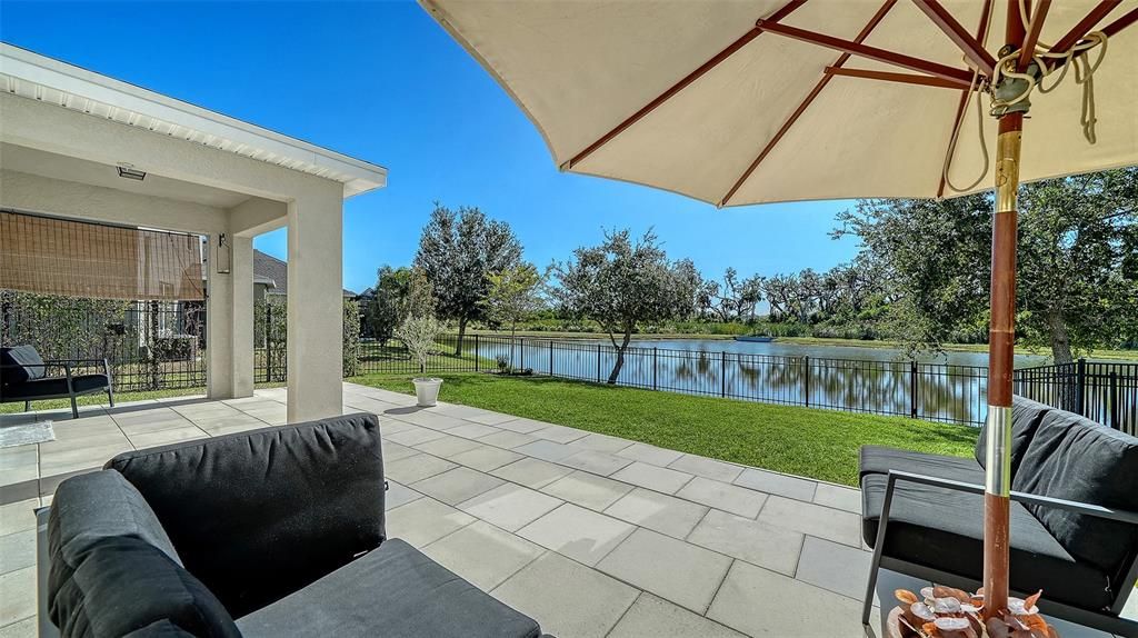 For Sale: $459,000 (5 beds, 3 baths, 2439 Square Feet)