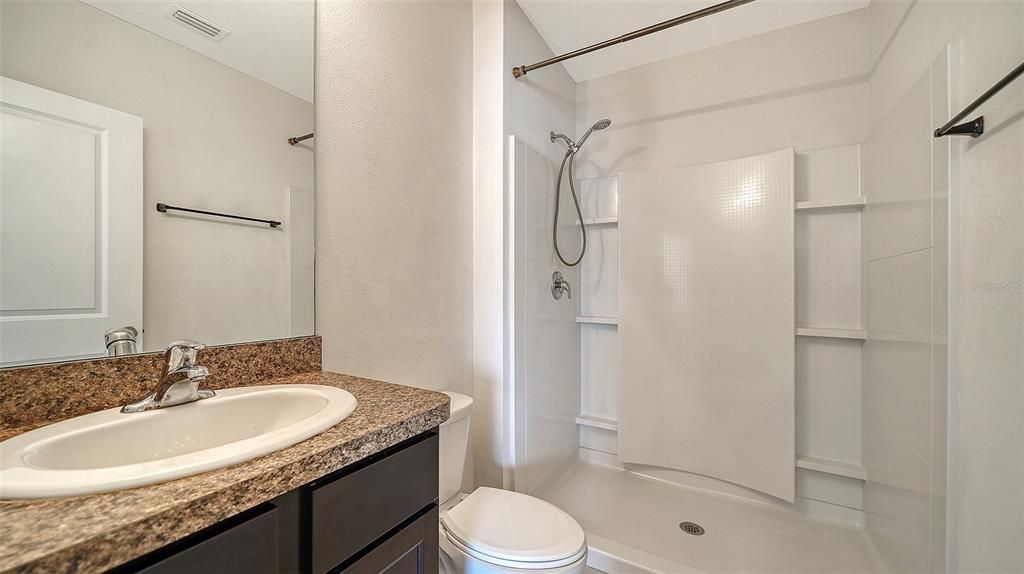 For Sale: $459,000 (5 beds, 3 baths, 2439 Square Feet)