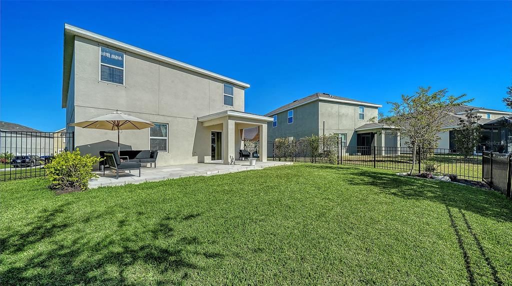 For Sale: $459,000 (5 beds, 3 baths, 2439 Square Feet)