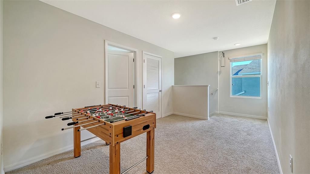 For Sale: $459,000 (5 beds, 3 baths, 2439 Square Feet)