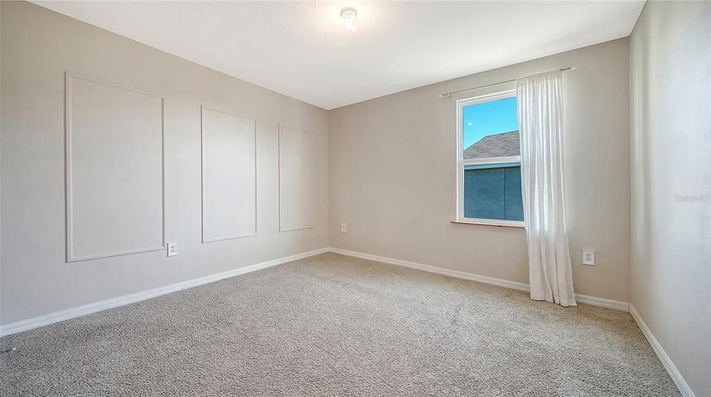 For Sale: $459,000 (5 beds, 3 baths, 2439 Square Feet)