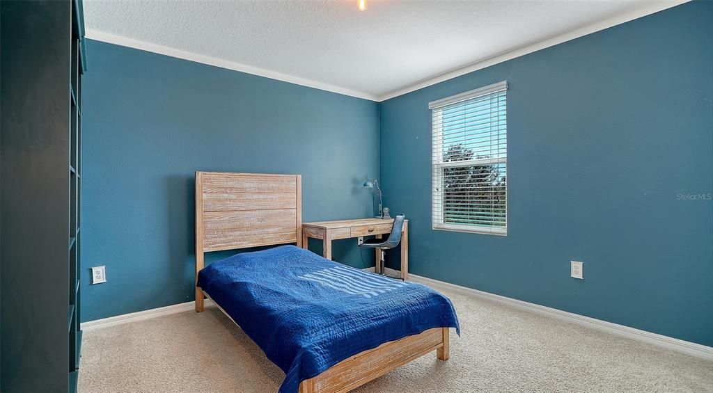 For Sale: $459,000 (5 beds, 3 baths, 2439 Square Feet)