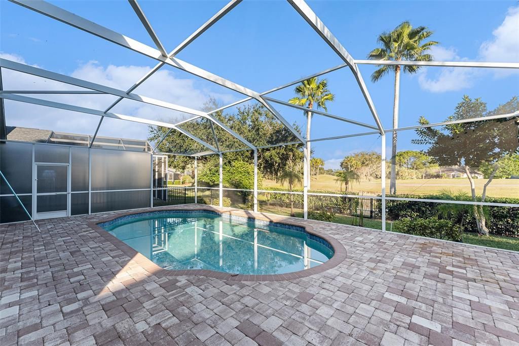 For Sale: $525,000 (3 beds, 2 baths, 1978 Square Feet)