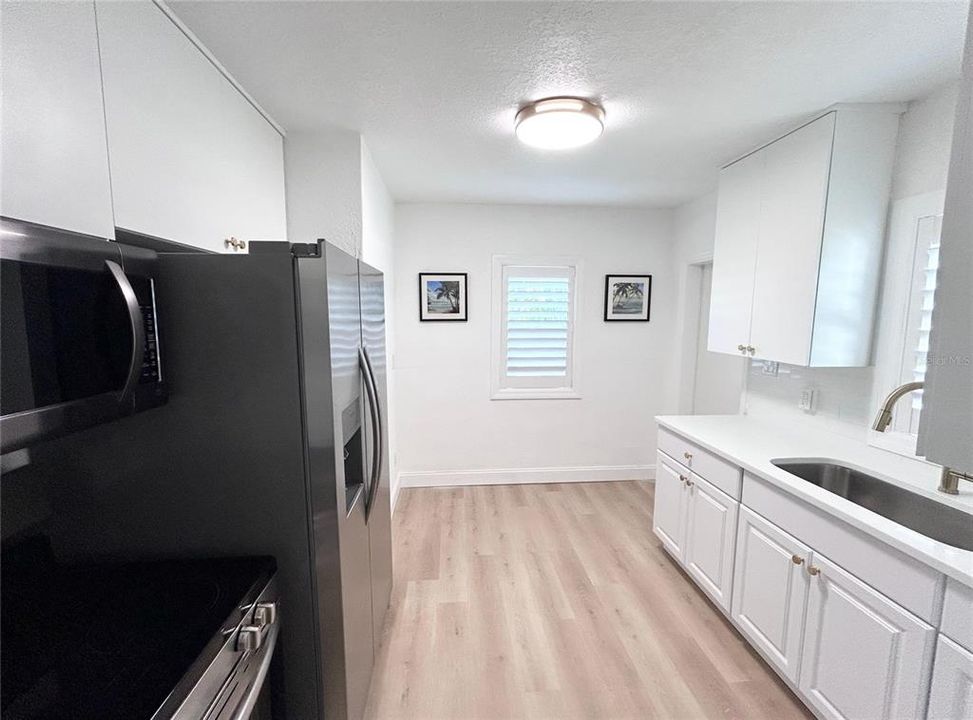 For Sale: $259,000 (2 beds, 0 baths, 1152 Square Feet)
