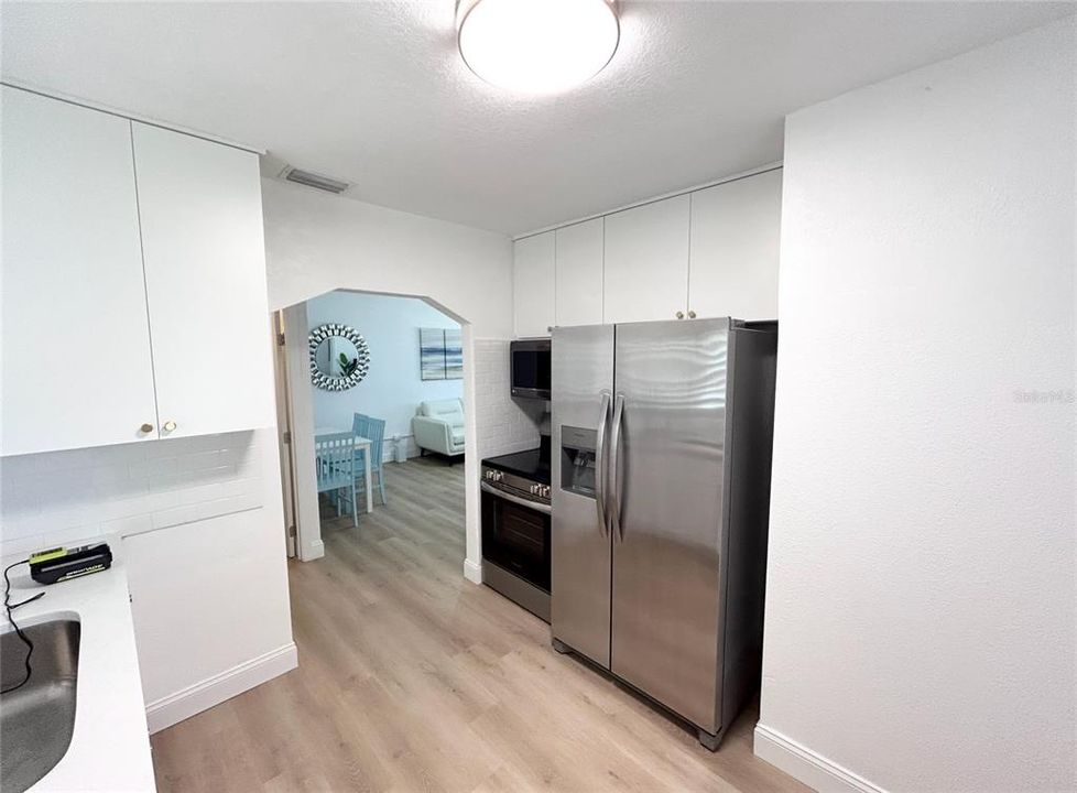 For Sale: $259,000 (2 beds, 0 baths, 1152 Square Feet)