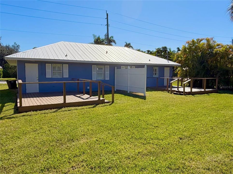 For Sale: $259,000 (2 beds, 0 baths, 1152 Square Feet)