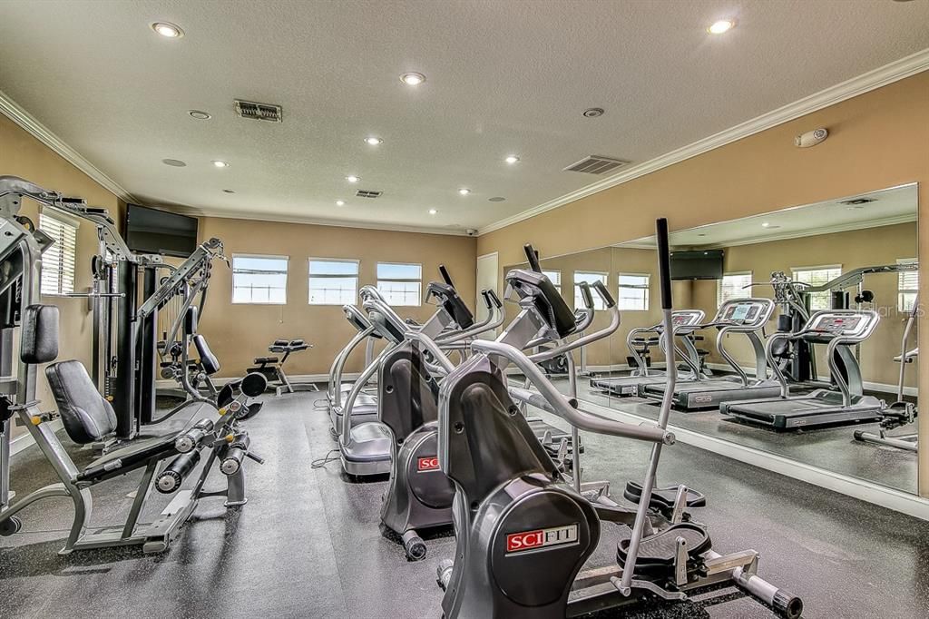 Active With Contract: $2,050 (3 beds, 2 baths, 1360 Square Feet)