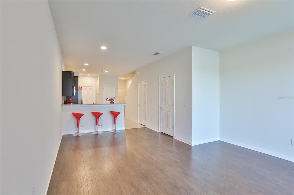 Activo con contrato: $2,000 (2 camas, 2 baños, 1480 Pies cuadrados)