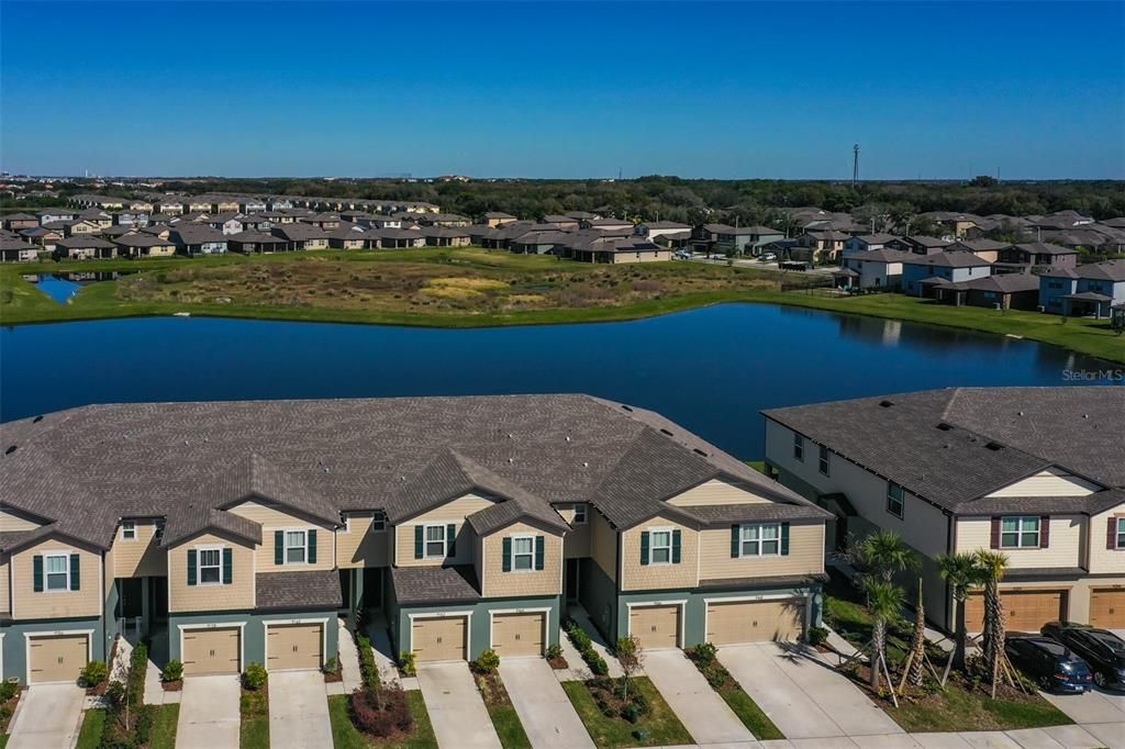 Activo con contrato: $2,000 (2 camas, 2 baños, 1480 Pies cuadrados)