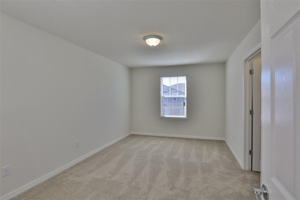 Activo con contrato: $2,000 (2 camas, 2 baños, 1480 Pies cuadrados)