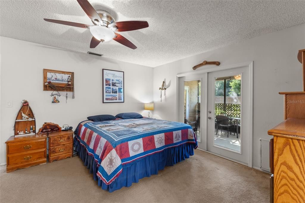 For Sale: $539,000 (3 beds, 2 baths, 1607 Square Feet)