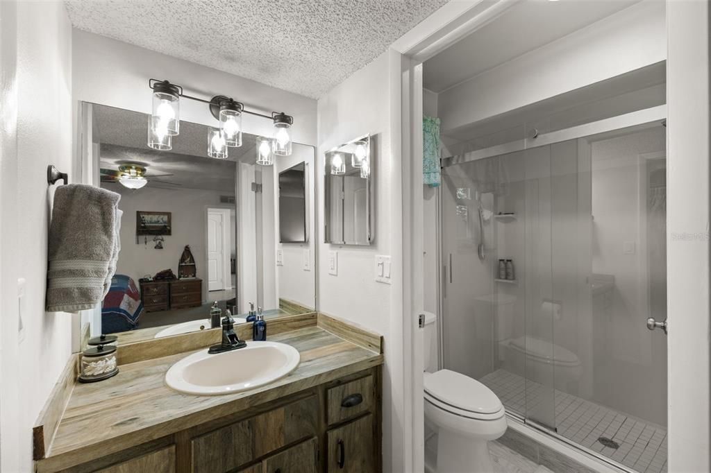 For Sale: $539,000 (3 beds, 2 baths, 1607 Square Feet)