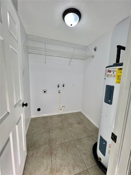 В аренду: $1,595 (2 спален, 2 ванн, 1360 Квадратных фут)