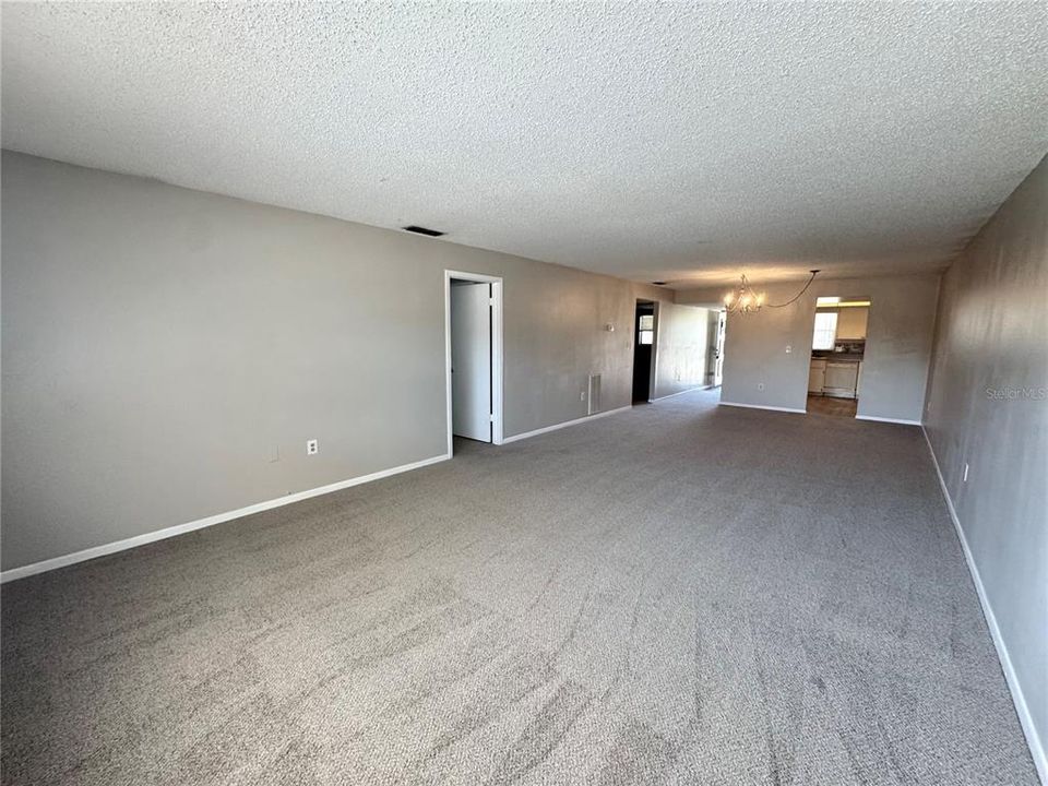 出租: $1,850 (2 贝兹, 2 浴室, 1150 平方英尺)