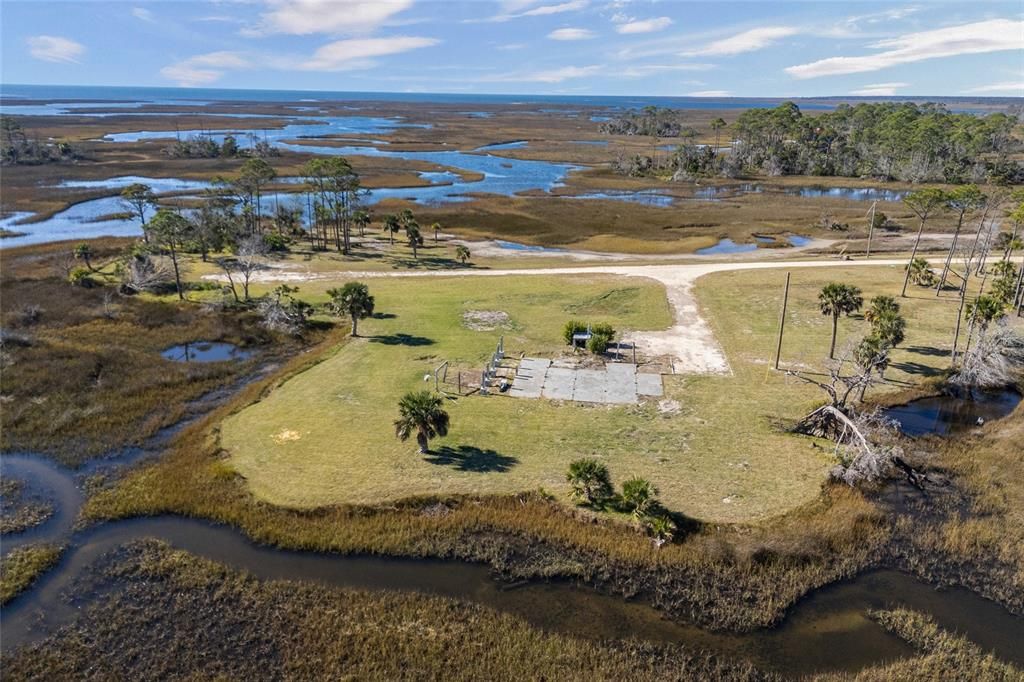 En Venta: $1,900,000 (25.48 acres)