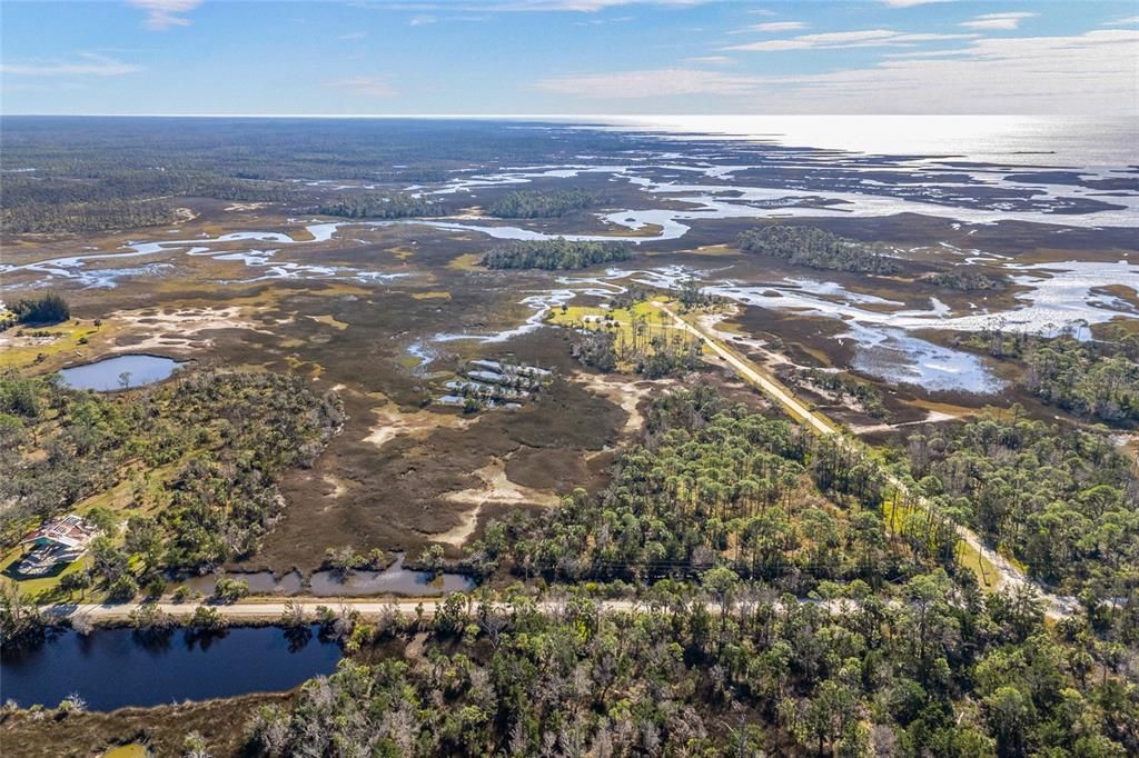 En Venta: $1,900,000 (25.48 acres)