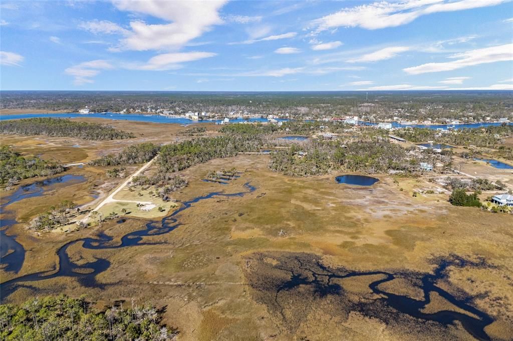 En Venta: $1,900,000 (25.48 acres)