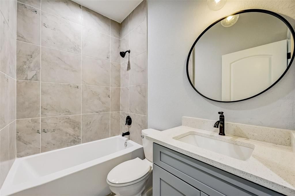 待售: $499,999 (4 贝兹, 3 浴室, 2456 平方英尺)